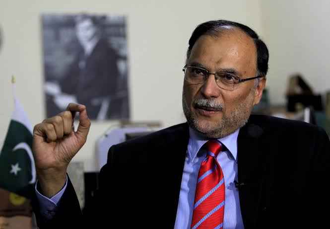 مسئلہ کشمیر پر اسلامی دنیا کا واحد ایٹمی ملک بے بس کیوں ہے؟ احسن اقبال