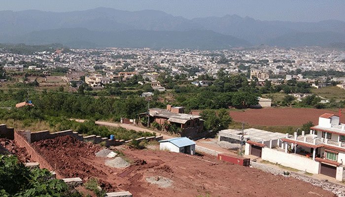 بنی گالہ کیس: ایسا نہ ہو چک شہزاد والا حال بنی گالہ میں بھی ہو جائے: سپریم کورٹ