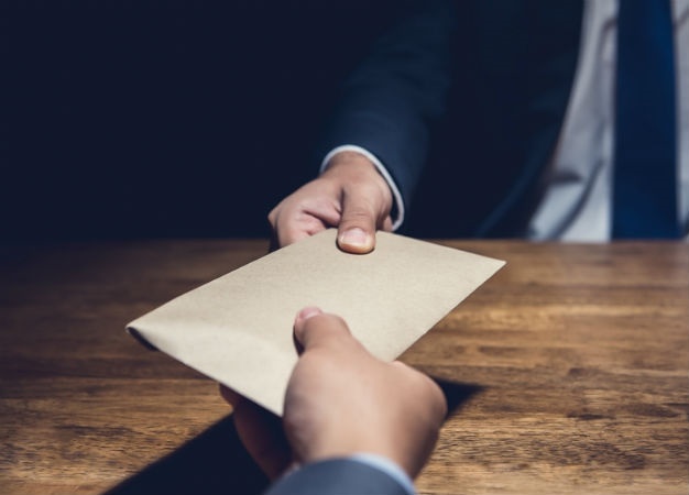 کیا بدعنوانی ختم ہوئی ہے؟