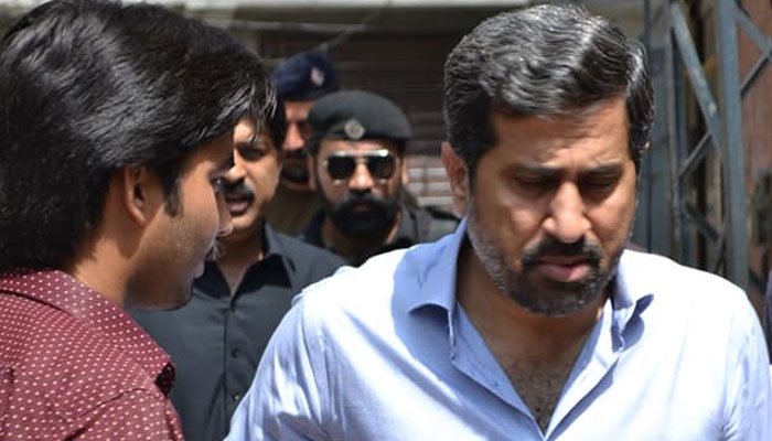 پی آئی سی حملہ: فیاض چوہان پر حملہ کرنے والے وکیل کی شناخت کر لی گئی