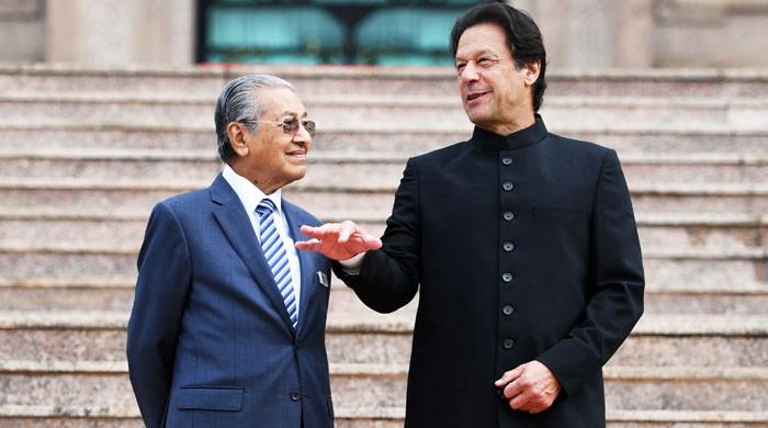 سعودی عرب کے دباؤ پر وزیر اعظم نے ملائیشیا کا اہم سرکاری دورہ منسوخ کر دیا