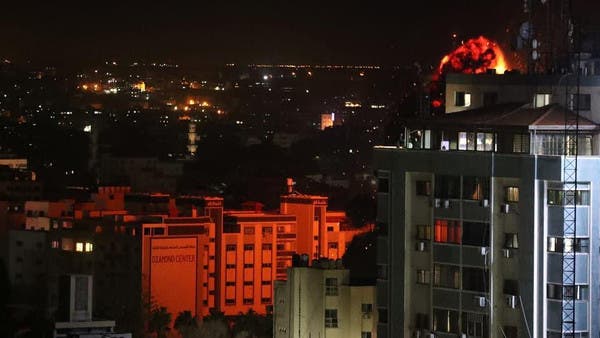 غزہ پٹی میں حماس تنظیم کے ٹھکانوں پر اسرائیلی فوج کی بمباری