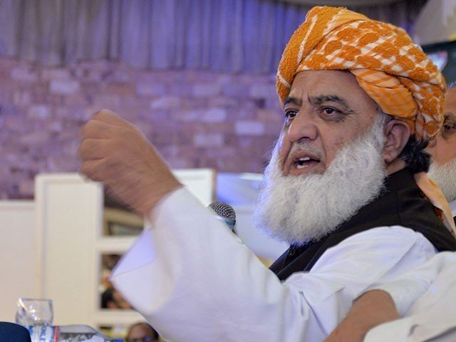 عنقریب قوم دیکھے گی۔۔۔