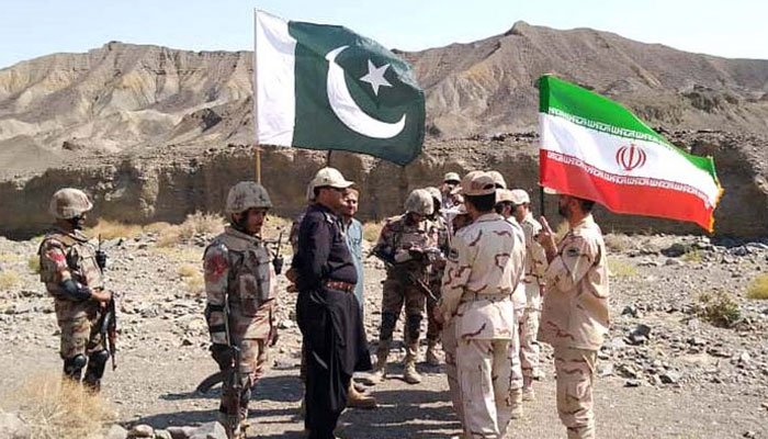 پاک ایران فورسز کی سرحد پر مشترکہ پیٹرولنگ کی خبر غلط ہے: ترجمان پاک فوج