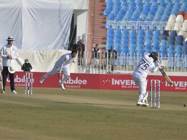 پاکستان اور سری لنکا کے درمیان پہلا ٹیسٹ بغیر نتیجہ کے ختم