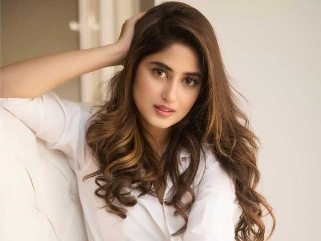 اپنی آواز کے باعث آڈیشن میں کئی بار مسترد ہونے والی اداکارہ سجل علی