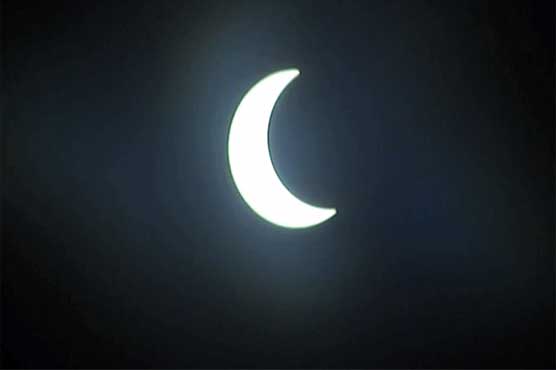 20 سال بعد پاکستان میں مکمل سورج گرہن، لاہور سمیت مختلف شہروں میں نظارہ
