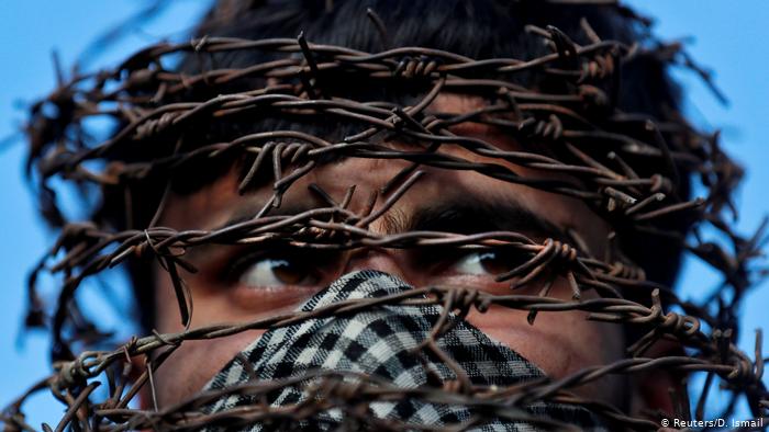 پاکستان میں قانونِ بغاوت کے خلاف مہم شروع