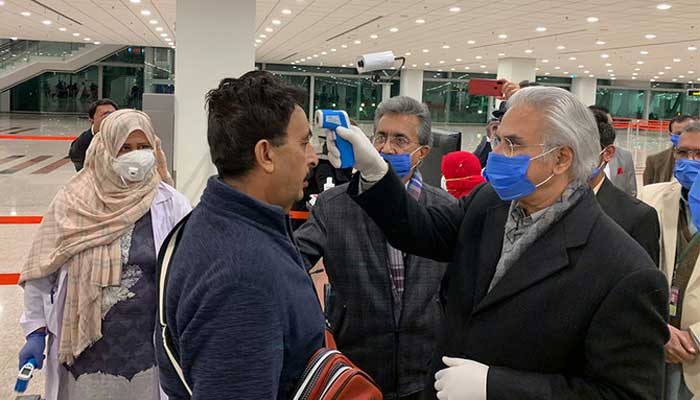 میں کل  سے  پھر گھبرا  رہا  ہوں
