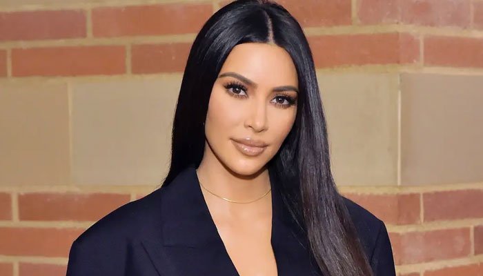 کورونا فنڈ میں 10 لاکھ ڈالر عطیہ کرنے کے باوجود کِم کارڈاشین پر تنیقد کیوں؟