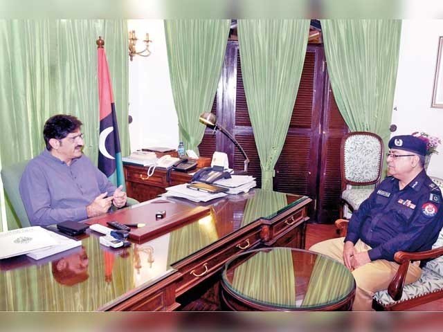 نئے آئی جی سندھ مشتاق احمد مہر نے عہدے کا چارج سنبھال لیا