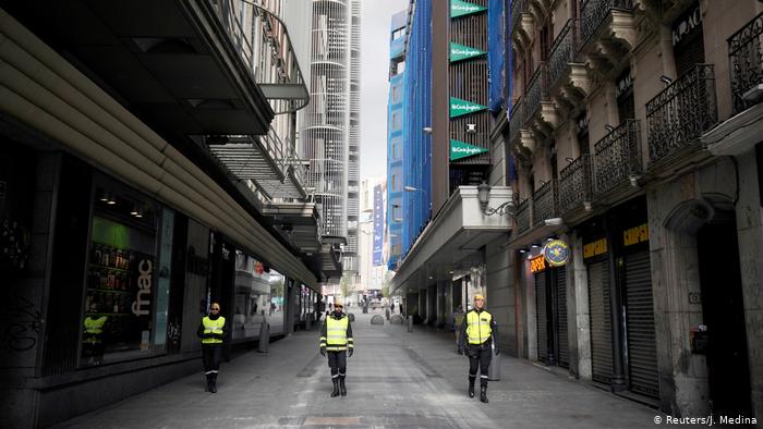 اسپین میں کورونا وائرس کے مریض ہسپتالوں سے فرار ہونا شروع ہو گئے