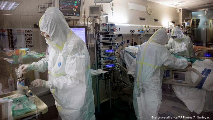 کورونا وائرس: ہلاکتیں ساٹھ ہزار سے تجاوز کر گئیں