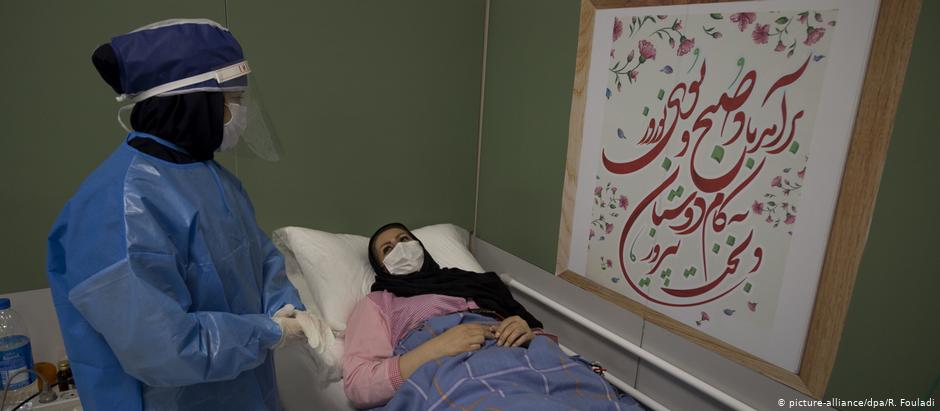 وائرس اور عقیدہ، بیان کچھ عمل کچھ