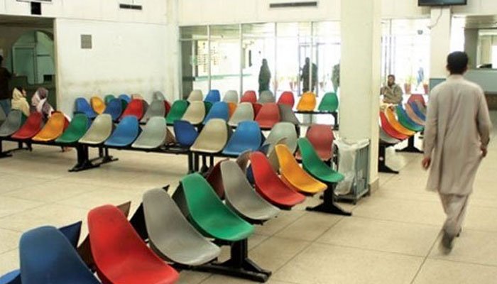 ڈاکٹرز کی مخالفت، اسلام آباد کے اسپتالوں کی او پی ڈیز دوبارہ بند