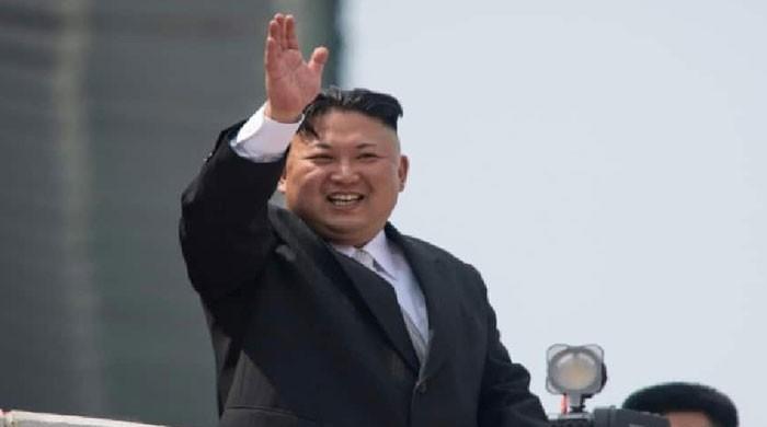شمالی کوریا کے رہنما کم جونگ ان عوام کے سامنے آگئے
