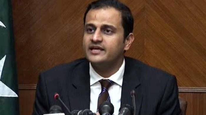 کورونا کیسز خطرناک حد تک بڑھ سکتے ہیں اور اسپتالوں میں گنجائش ختم ہو سکتی ہے