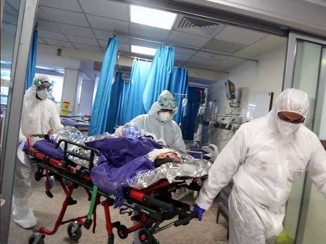 کراچی میں اسپتال کورونا مریضوں سے بھر گئے، انڈس اسپتال کا مزید مریضوں کو داخل کرنے سے انکار