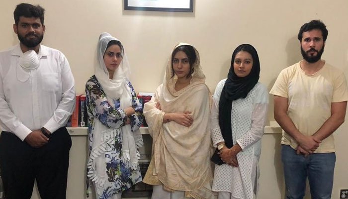 ماڈل عظمیٰ خان نے کاروباری شخصیت کی بیٹیوں کیخلاف دائر مقدمہ واپس لے لیا