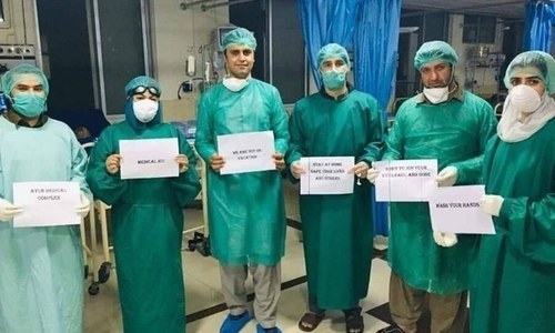کورونا میں ڈاکٹروں اور نرسوں کی خدمات