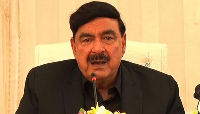 کورونا میں مبتلا وزیر ریلوے شیخ رشید کی طبیعت ناساز، اسپتال میں داخل