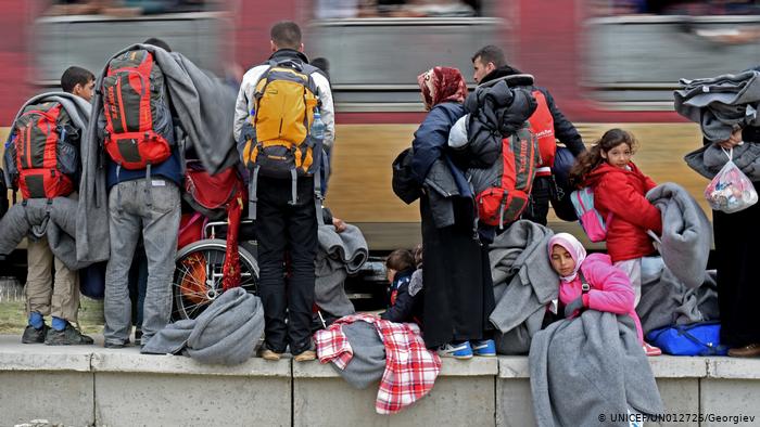 آسٹریا افغانوں کو دوبارہ جنگ اور دہشت کی جانب لوٹا رہا ہے