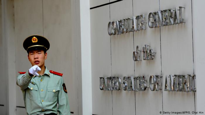 چین کے شہر چینگڈو  میں امریکی  قونصل خانہ بند ہو گیا