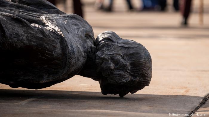 شکاگو میں بھی کرسٹوفر کولمبس کا متنازعہ مجمسہ ہٹا دیا گیا