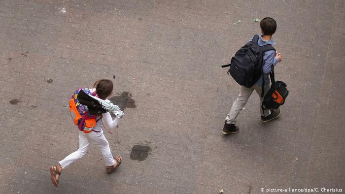 جرمنی ميں ہر پانچ ميں سے ايک بچہ غربت ميں زندگی بسر کر رہا ہے