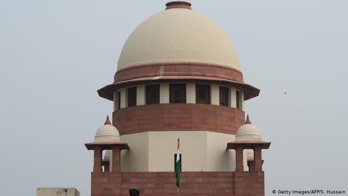 بھارت:’جمہوریت کی تباہی میں ججوں کا کردار؟‘