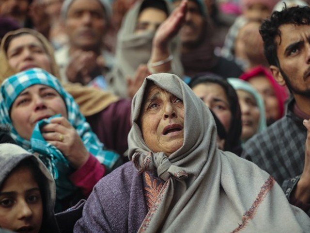 پاکستان سمیت دنیا بھر میں آج یومِ شہدائے کشمیر منایا جا رہا ہے