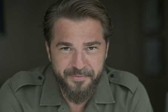 پاکستان سے محبت، ڈراموں اور فلموں میں کام کرنے کی خواہش ہے: ارطغرل