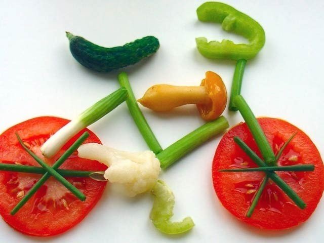 مناسب غذا، پوری نیند اور ورزش: صحت کے تین اہم ستون