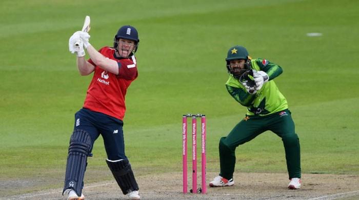 دوسرا ٹی ٹوئنٹی: انگلینڈ نے پاکستان کو 5 وکٹوں سے شکست دے دی