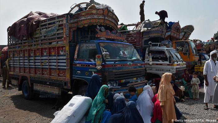 افغان امن عمل میں پیشرفت اور مہاجرین کی واپسی