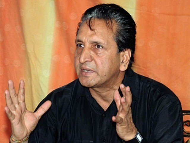 جادوگر لیگ اسپنر عبدالقادر کو ہم سے بچھڑے ایک سال ہو گیا