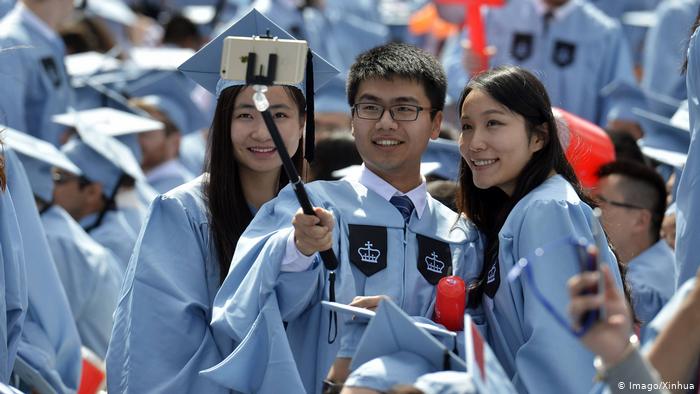 امریکا نے 1000 سے زائد چینی طلبہ کے ویزے منسوخ کر دیے