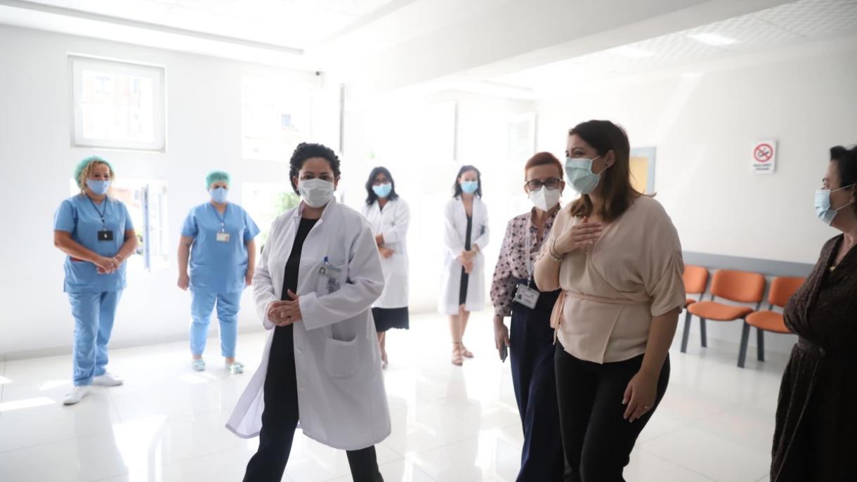 عالمی وبا: ہلاکتوں کی تعداد 9 لاکھ 13 ہزار سے بڑھ گئی