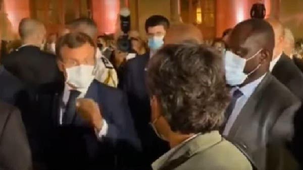 حزب االلہ کے مندوب سے ملاقات کی تفصیلات شائع کرنے پر میکروں نے صحافی کو ڈانٹ دیا