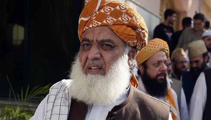 مولانا فضل الرحمان کے پاس کتنے اثاثے ہیں؟ نیب کو سراغ مل گیا