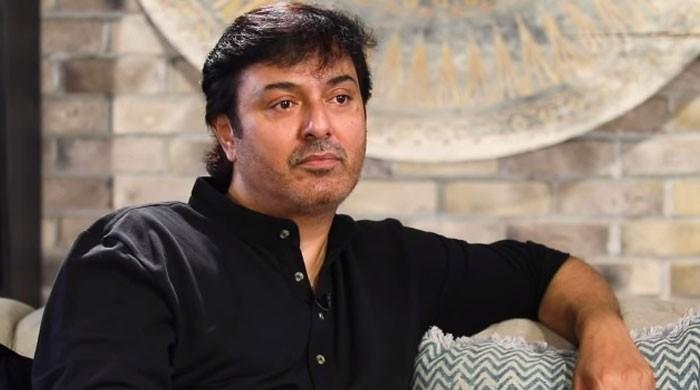 بیگم کو کبھی اپنے معاشقوں کا پتہ چلنے نہیں دیا: نعمان اعجاز