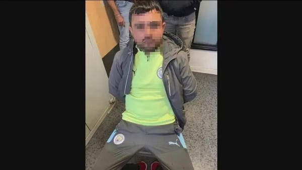 پیرس چاقو حملے کے مشتبہ ملزم پاکستانی اور الجزائری نکلے