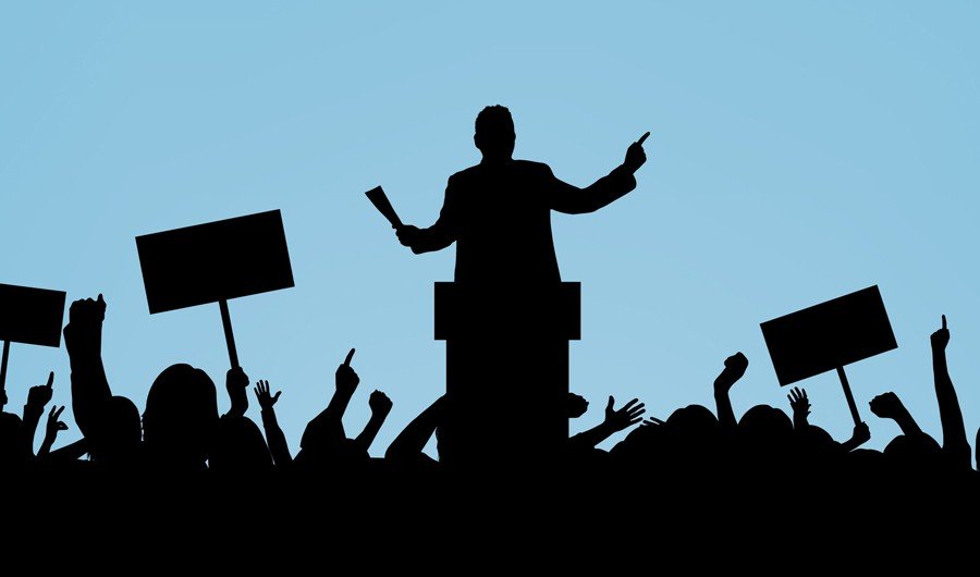 ہماری سیاست میں بھانڈ