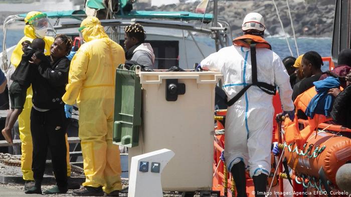 اسپین: ایک ہزار سے زائد مہاجرین کینری جزائر پر پہنچ گئے