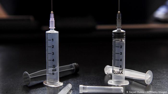 سرنجیں ذخیرہ کرنا شروع کر دی ہیں، اقوام متحدہ