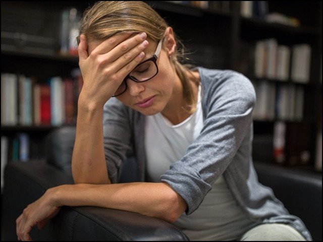 دماغ کو قابو میں رکھنا ہے تو پوری نیند لیجیے