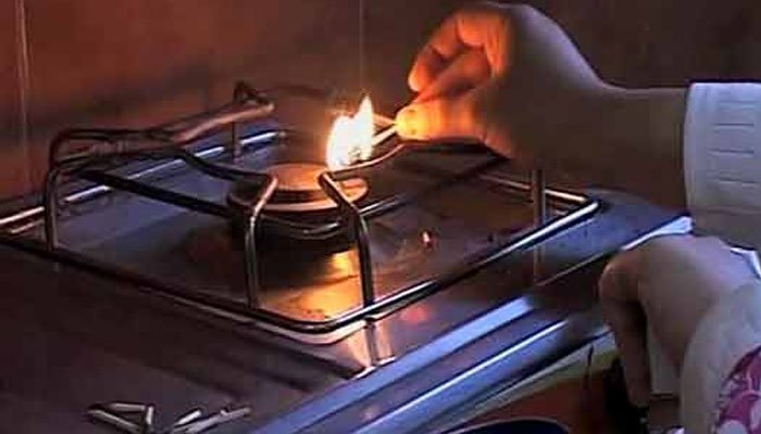ملک بھر میں گیس کی قلت سے عوام شدید پریشان