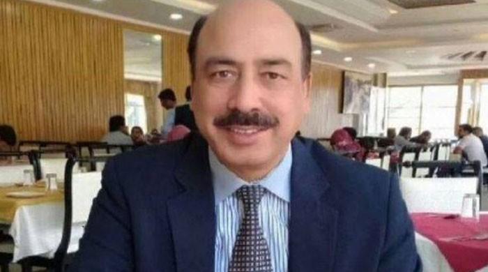 احتساب عدالت کے سابق جج ارشد ملک کورونا کے باعث انتقال کر گئے