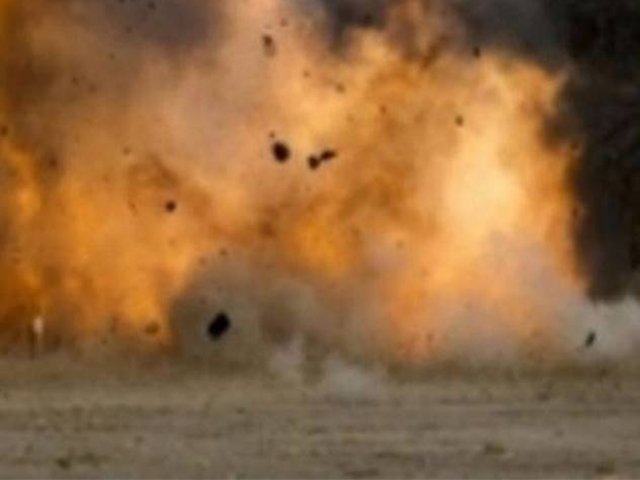 کراچی میں پراسرار دھماکے میں 2 نوجوان زخمی