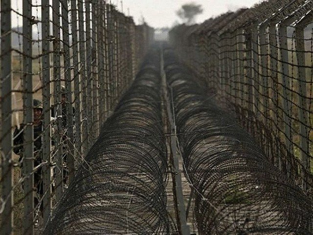 لائن آف کنٹرول پر بھارتی فوج کی گولہ باری؛ پاک فوج کا موثر جواب